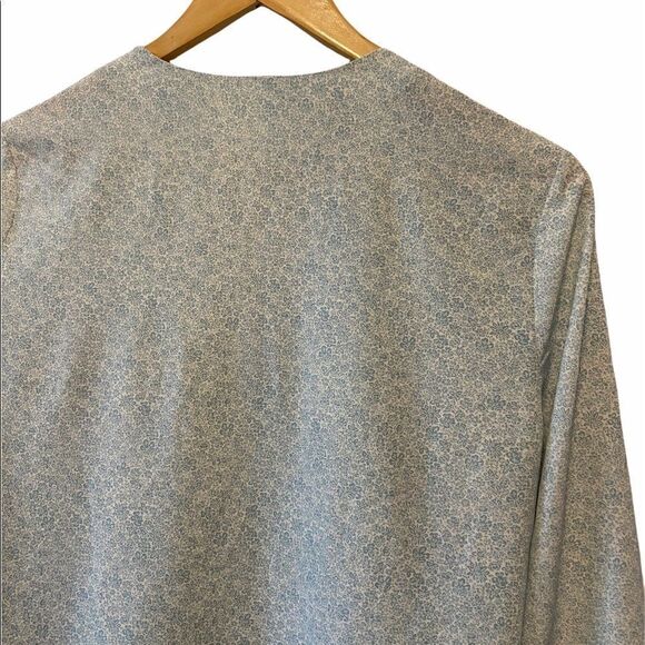 RW&CO Light Loose Fit Tie Sleeve Floral Loose Top - Picture 5 of 8